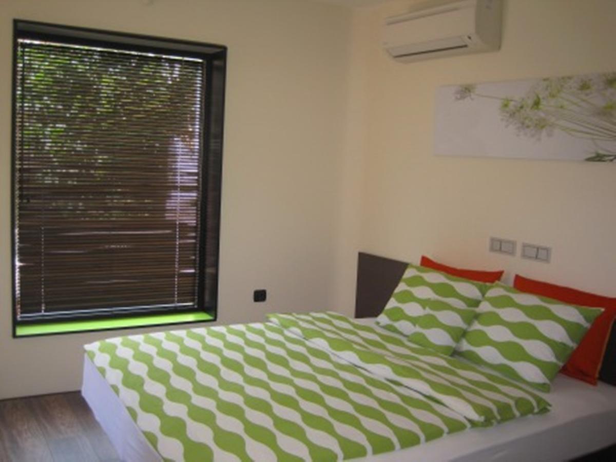 Apartment Alegria Varna Esterno foto